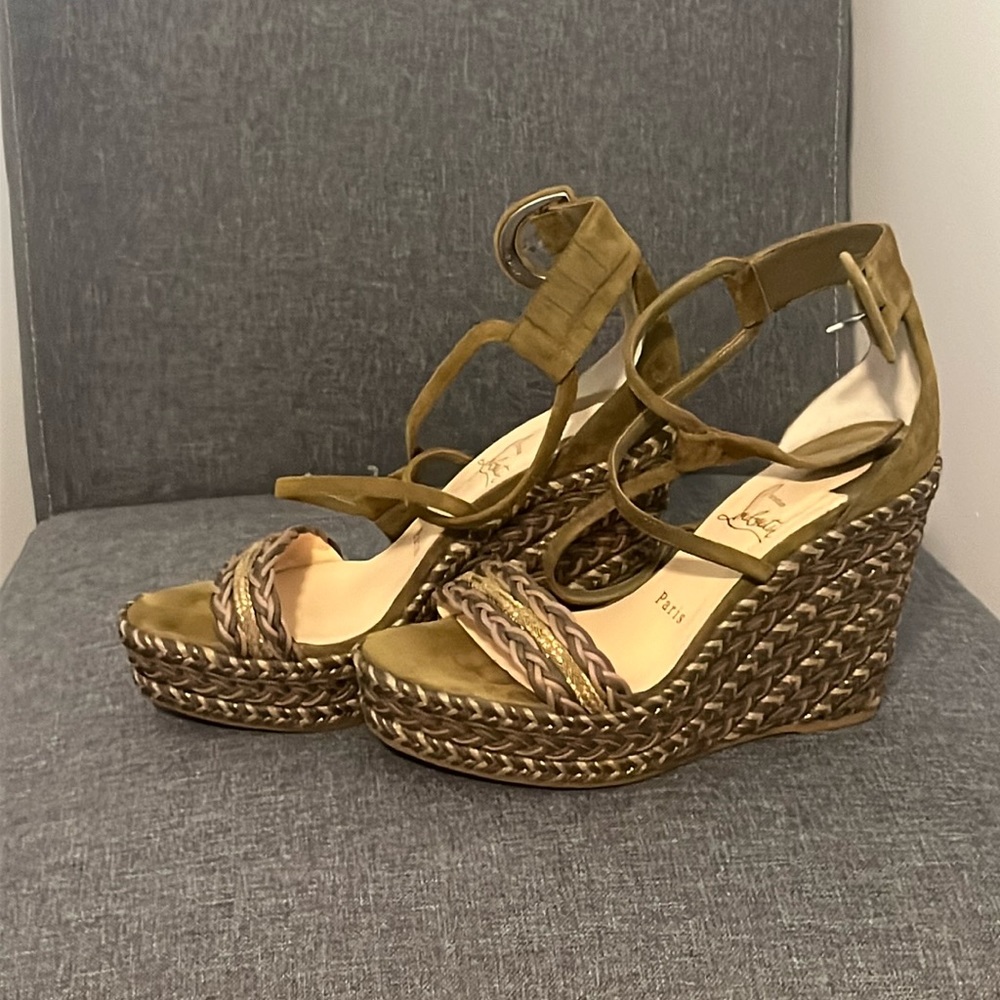 Like new Louboutin Wedges